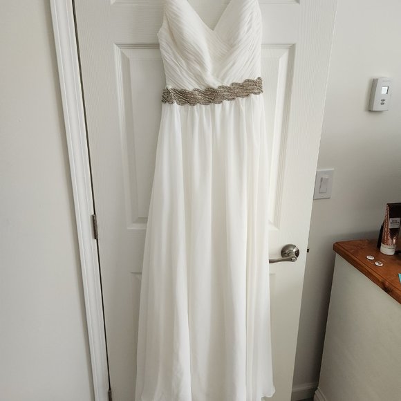 JJ's House Wedding Dress - Picture 6 of 8